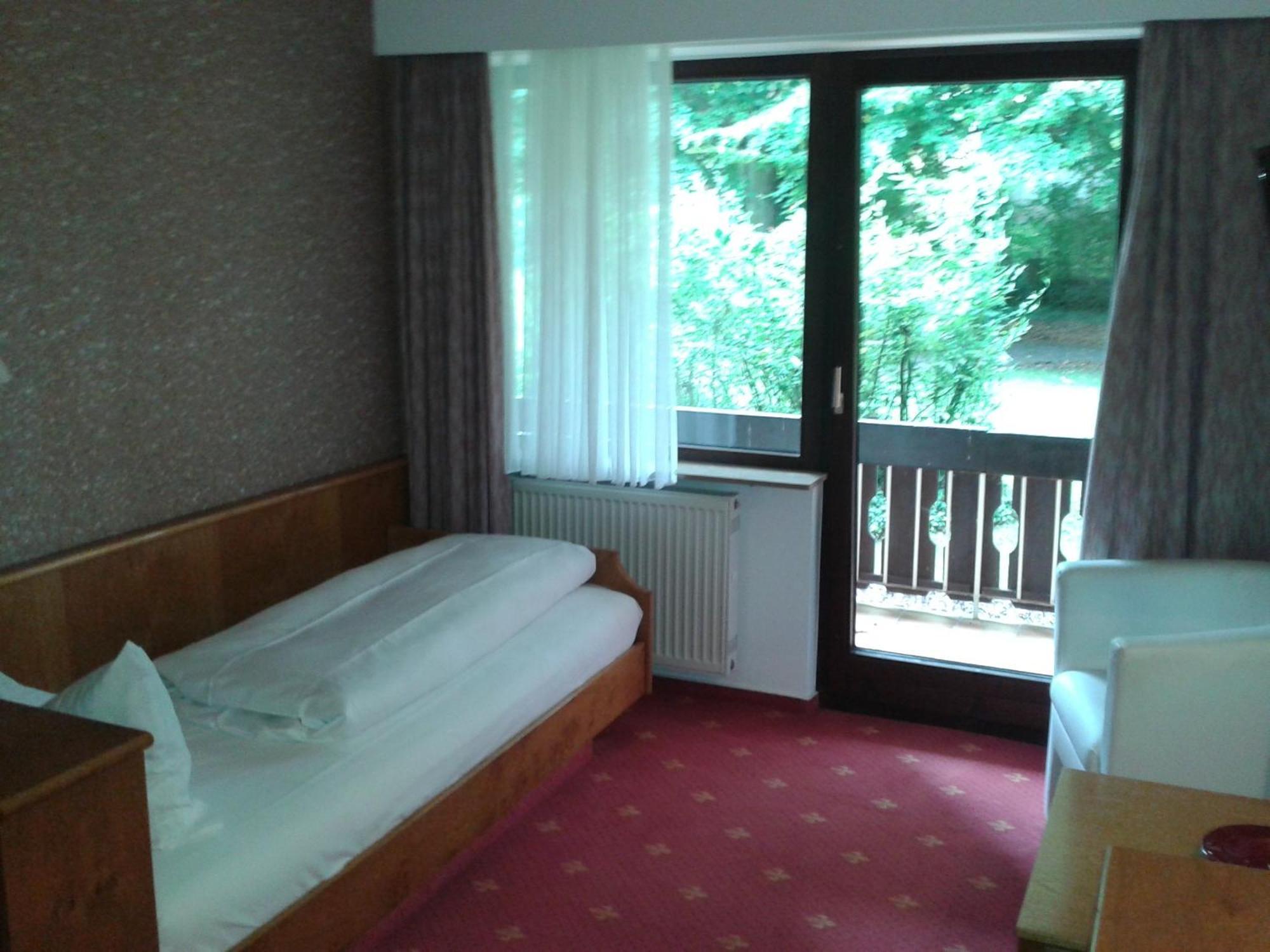 Hotel Buechner Garni Bad König Стая снимка