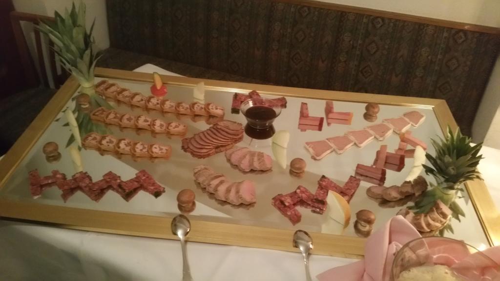 Hotel Buechner Garni Bad König Екстериор снимка